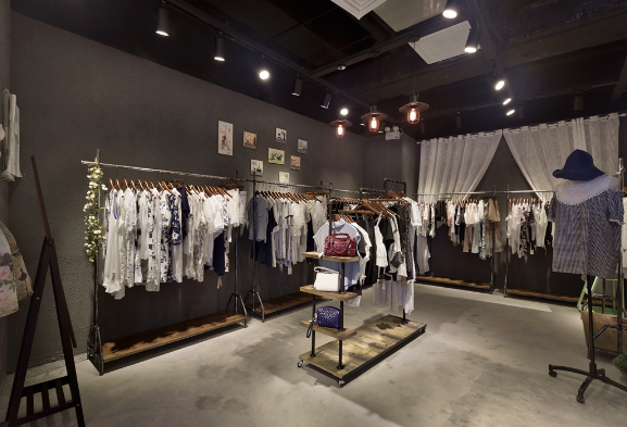 依沐裳服饰加盟指南 流程、条件与市场前景解析